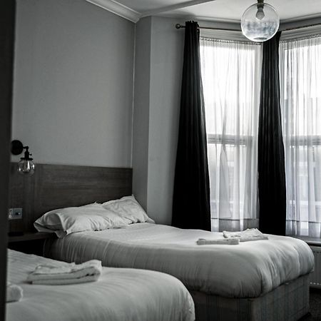 Plaza Hotel London Ruang foto