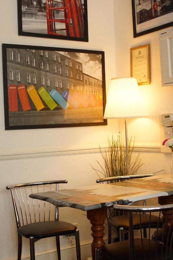 Plaza Hotel London Bagian luar foto